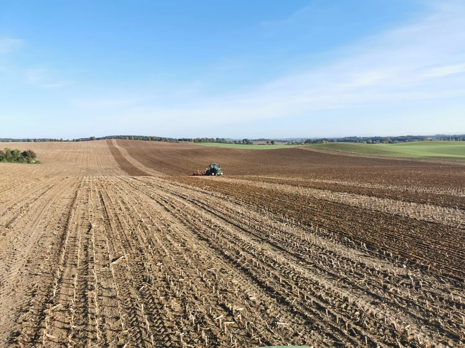 Agrargesellschaft Uckerland mbH, Landmaschinen pflastern das Land